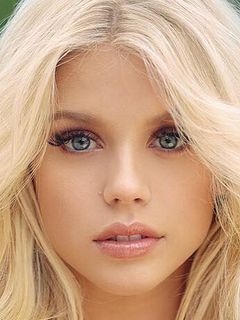 Кейлин Слевин