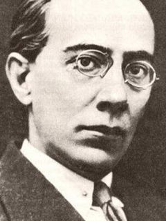 Александр Беляев