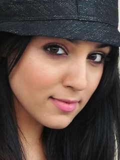 Лекха Вашингтонн