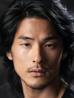 Такаюки Судзуки