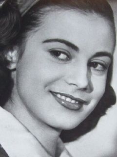 Анна-Мария Ферреро