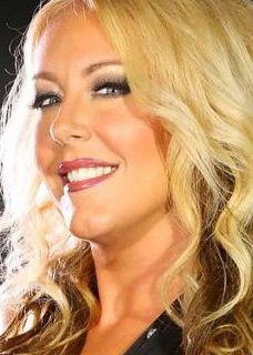 Кимберли Дэвис