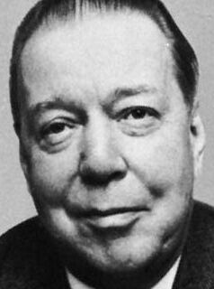 Мика Валтари