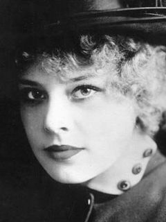 Клео Риджли