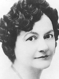 Люсиль Ла Верн