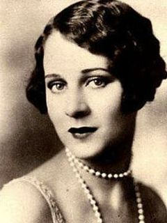 Хелен Костелло