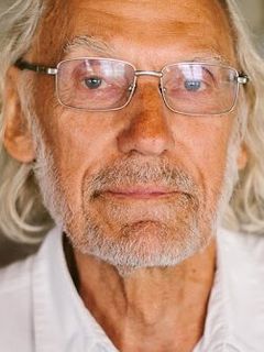 Юрис Стренга