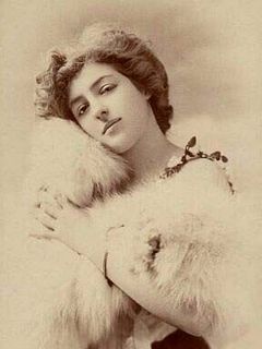 Марта Ренье