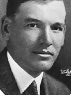 Джеймс В. Хорн