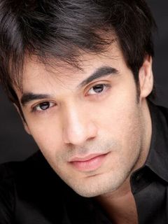 Пунит Малхотра