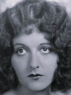 Натали Кингстон