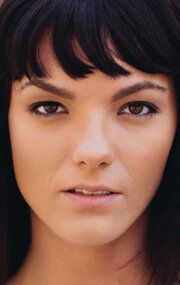 Александра Хэйес