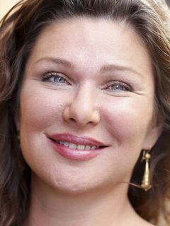 Доминика Пецзински