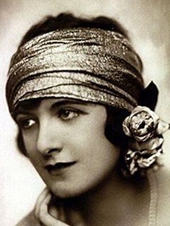 Лиллиан Холл-Дэвис