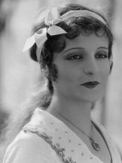 Бетти Джевел