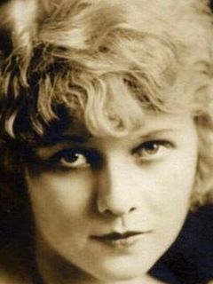 Ванда Хоули