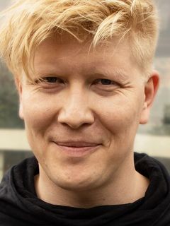 Василий Бархатов