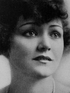 Норма Николс