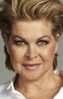 Бартина Куман