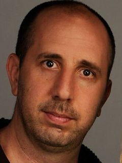 Джош Стернфельд