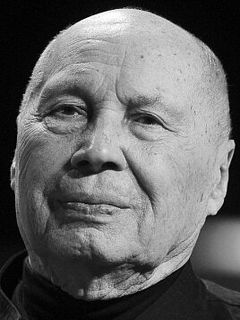 Виталий Мельников