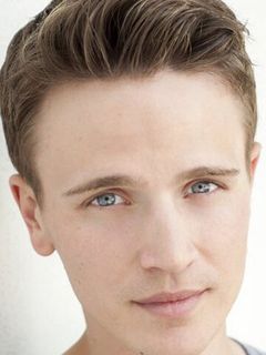 Мэттью Арнетт