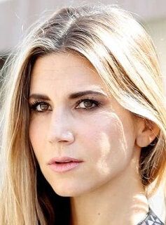 Николетта Романофф