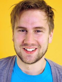 Андреас Оман