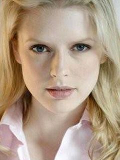 Атена Кёрри