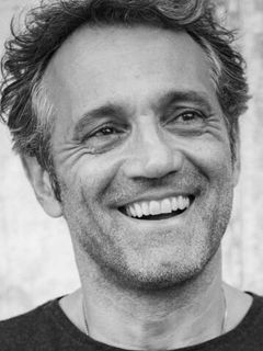 Домингос Монтанер