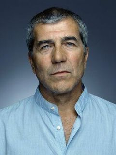 Луис Осталот