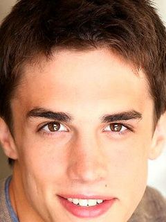 Бретт Тьеле