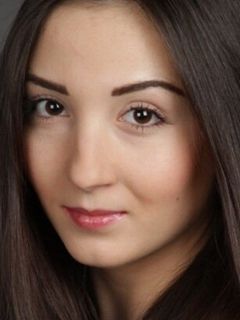 Анна Анохина