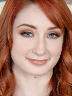 Виолет Монро