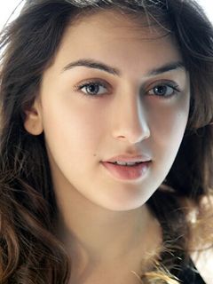 Хансика Мотвани