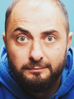 Демис Карибидис