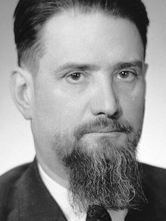 Игорь Курчатов