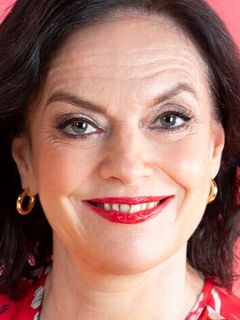 Анна-Лина Хяркёнен