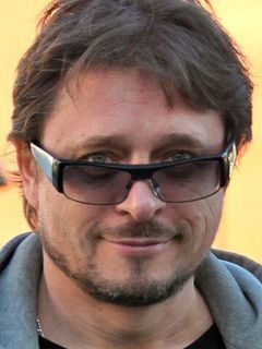 Владимир Маркин