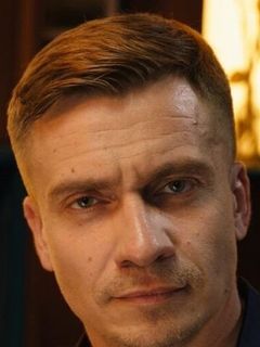 Александр Якушев