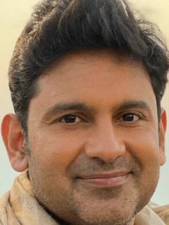 Манодж Мунташир