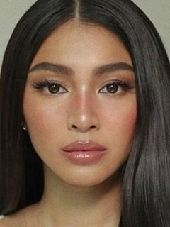 Надин Люстре