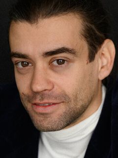 Александр Артамонов