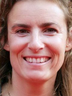 Лиза Азуэлос