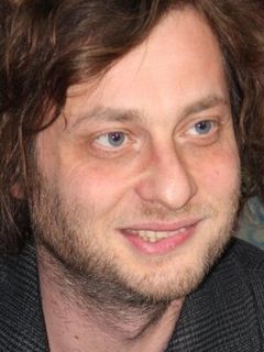 Ника Кочаров