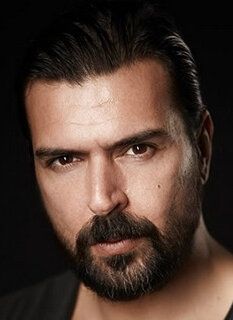 Толга Озтюрк