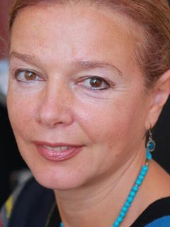 Лариса Малюкова