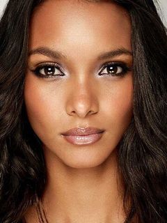 Лаис Рибейро