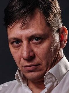 Константин Белоусов