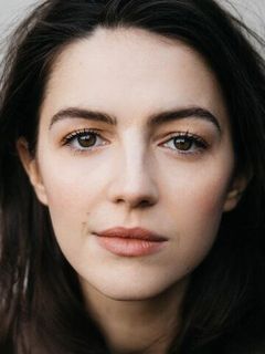 Элла Хант